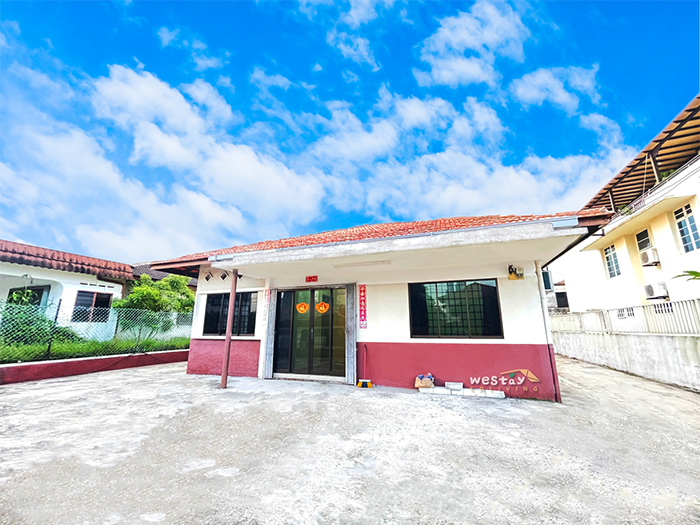 JB Melody Residences room