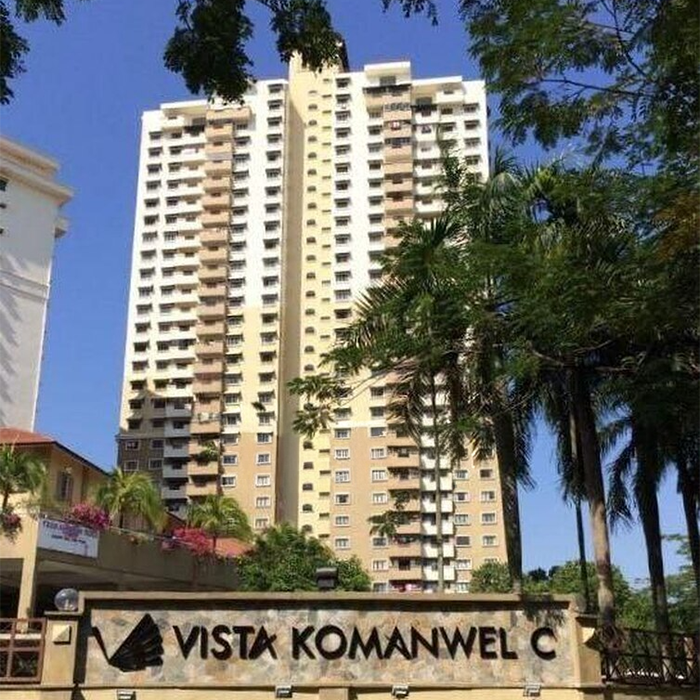 Vista Komanwel Residences room view 2